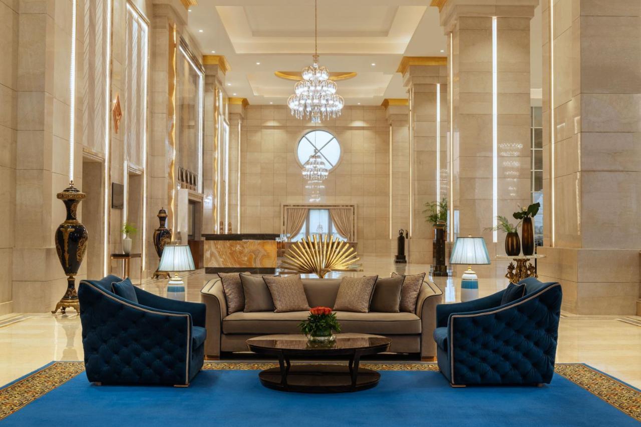 The St Regis New Capital Cairo Hotel Eksteriør billede Lobby